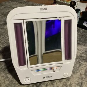 Vintage Jerdon Tabletop Two Sided Lighted Makeup Mirror JGL7W